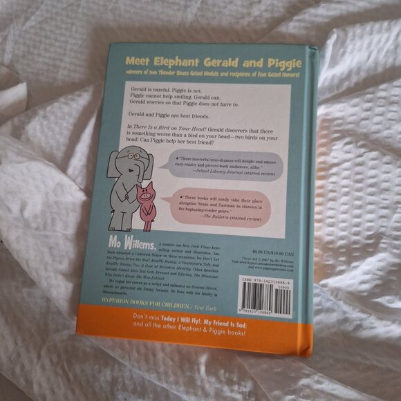 there is a bird on your head - Picture 4 of 4